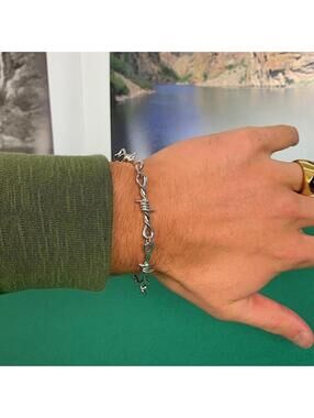Y2k barbwire opium punk style bracelet. Cool design. Nice quality. Chain is